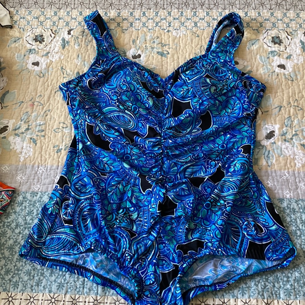 One piece swimsuit